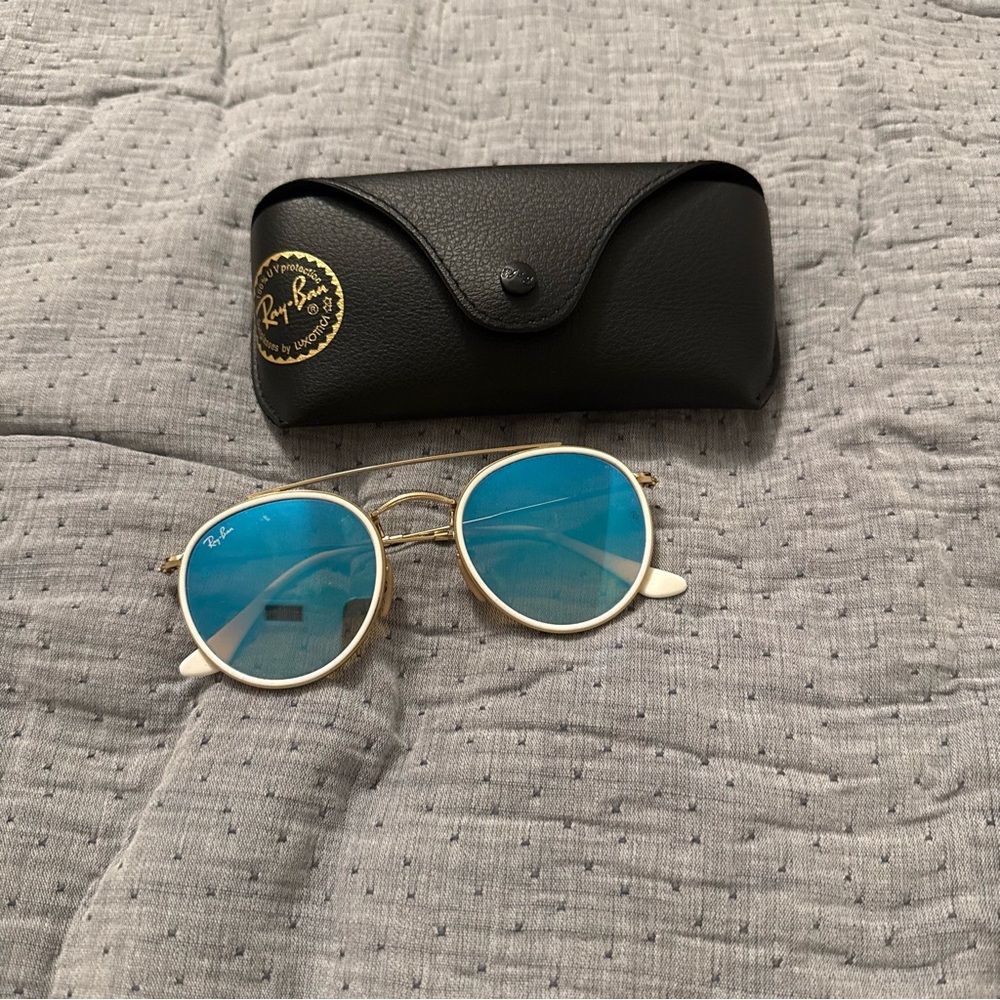 Ray-Ban round metal Sunglasses